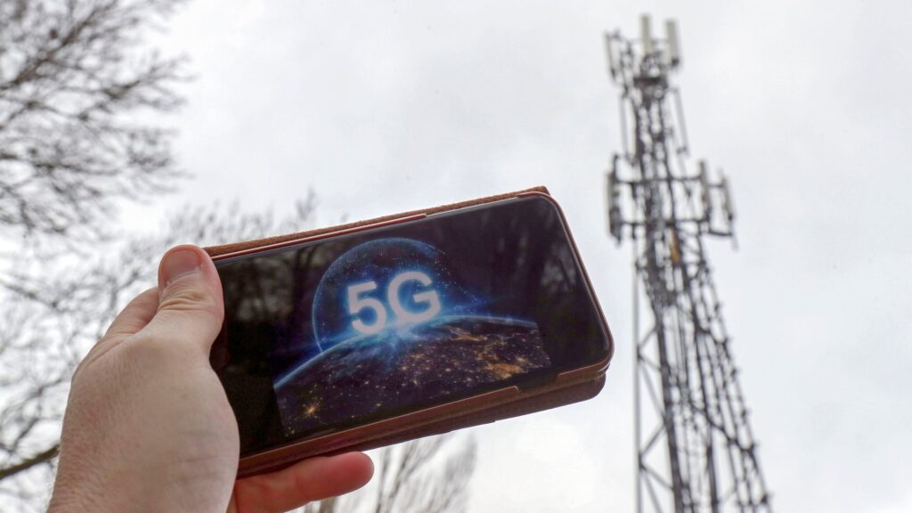 Mobile phone boss hits out at UK’s ‘abysmal’ signal coverage and speeds