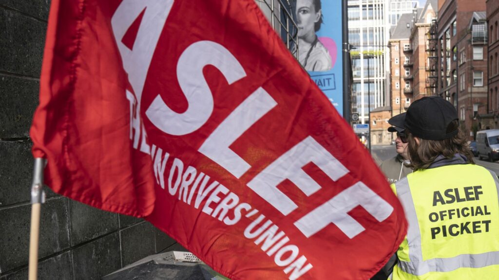 Labour urge ASLEF and LNER to meet ahead of fresh train strikes