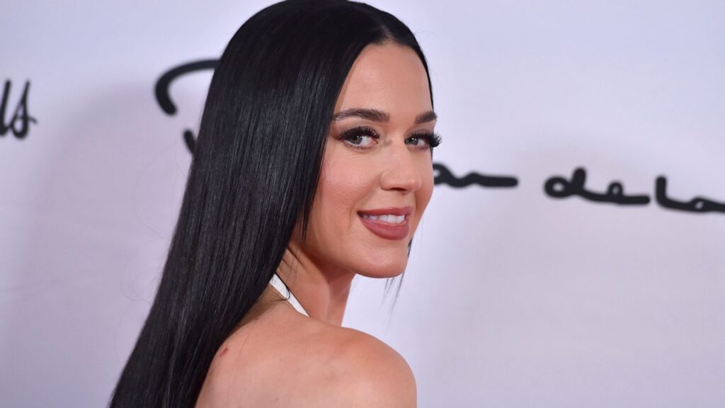 Katy Perry video under investigation over alleged unauthorised beach filming