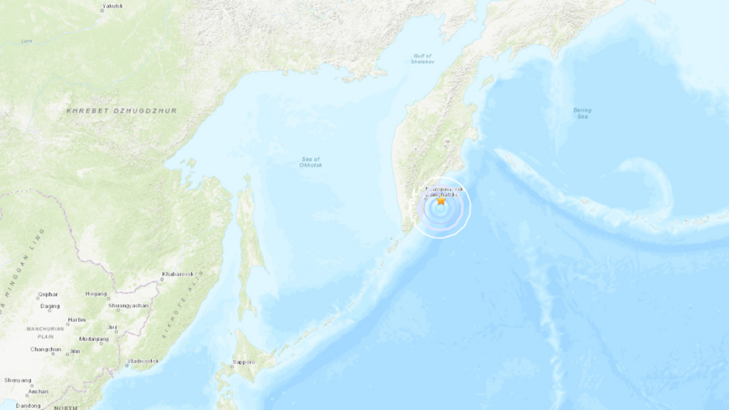 7.2-magnitude earthquake strikes off Russian coast – tsunami warning issued