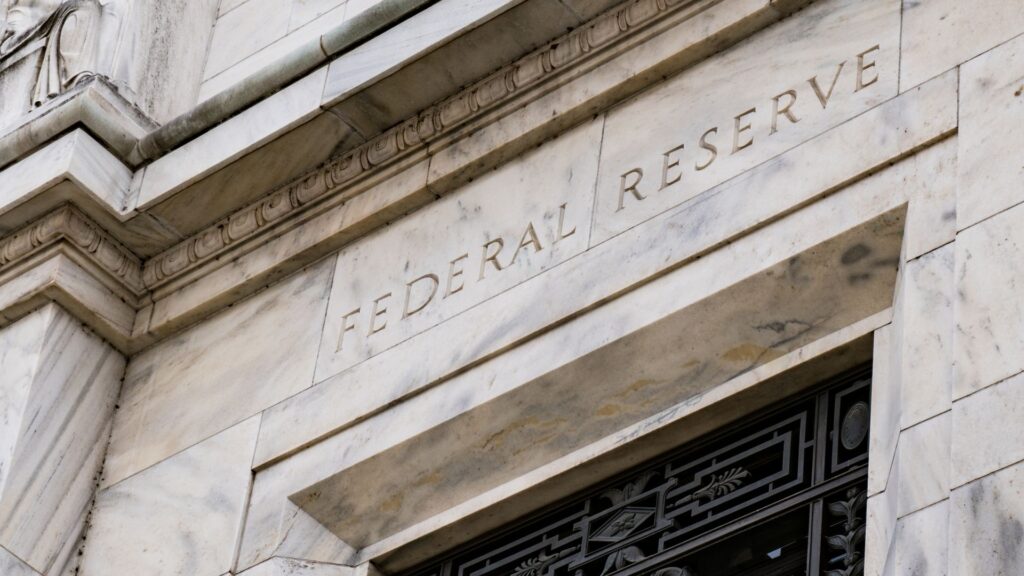 Bumper US interest rate cut aims to boost flagging economy