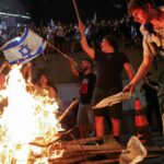 Israelis set to strike – as around 500,000 protest after hostages found dead