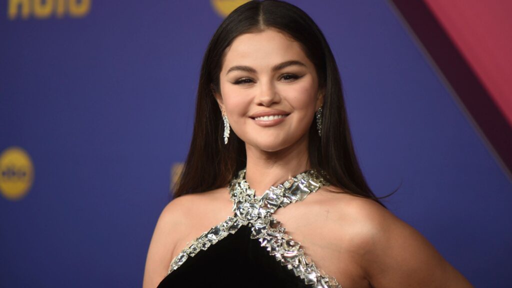 Selena Gomez mocks ‘childless cat lady’ remarks at Emmys