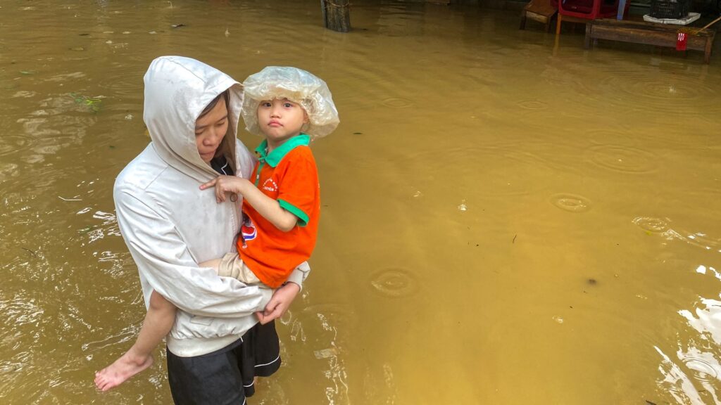 Flash flood kills more than 20 people after sweeping away hamlet in Vietnam