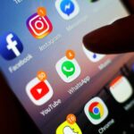 Australia to place age limit on social media use for children