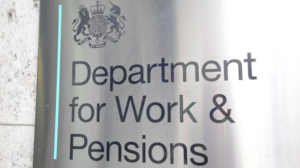 Pension credit claims soar as chancellor refuses to reverse winter fuel payment cut