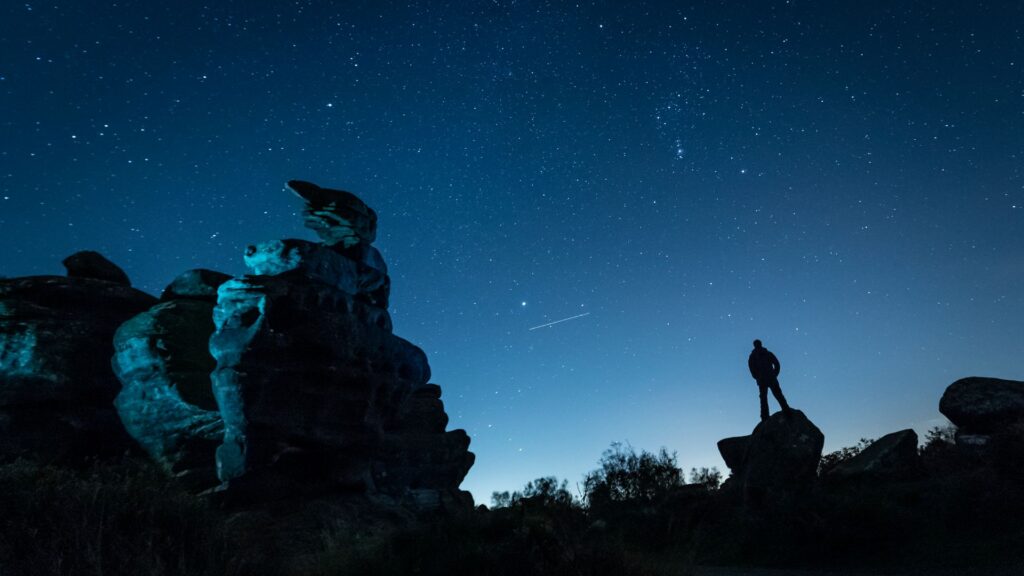 Orionid meteor shower to light up skies – but moon may stop you seeing it