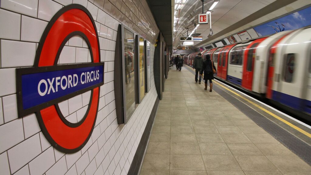 Tube workers to strike next month over pay