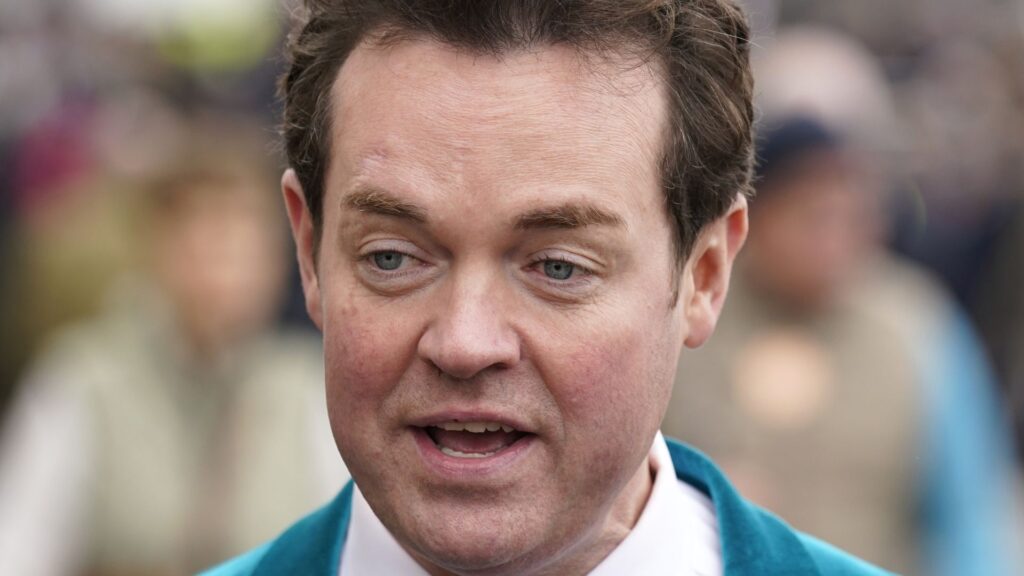 Stephen Mulhern apologises to tenants over ‘squalor’ at his rental home