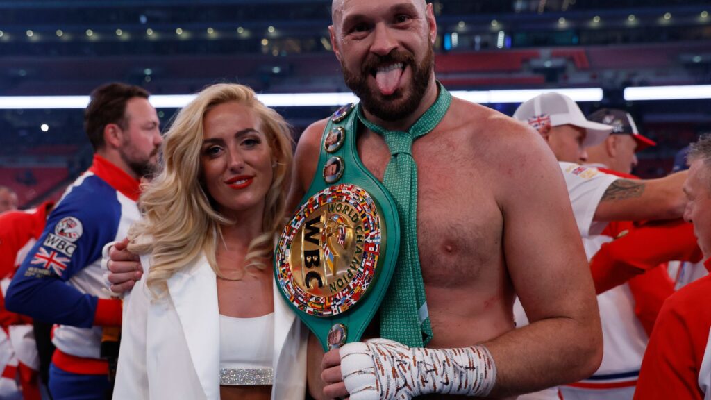 Tyson Fury reveals wife suffered miscarriage day before fight with Oleksandr Usyk