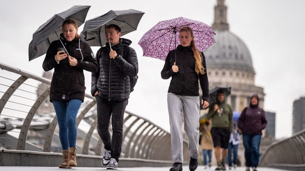 Hurricane to bring heavy rain and strong winds next week after ‘warm’ weekend