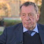 Lord Blunkett suffers ‘terrifying’ fall in gap between Tube and platform