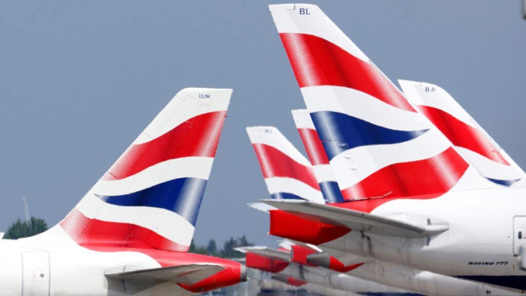 British Airways flights delayed after ‘technical issue’