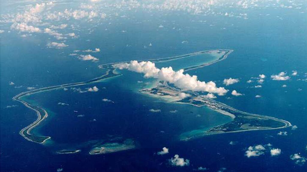 Migrants stuck in ‘abhorrent’ conditions on Chagos Islands may have chance to be moved to UK