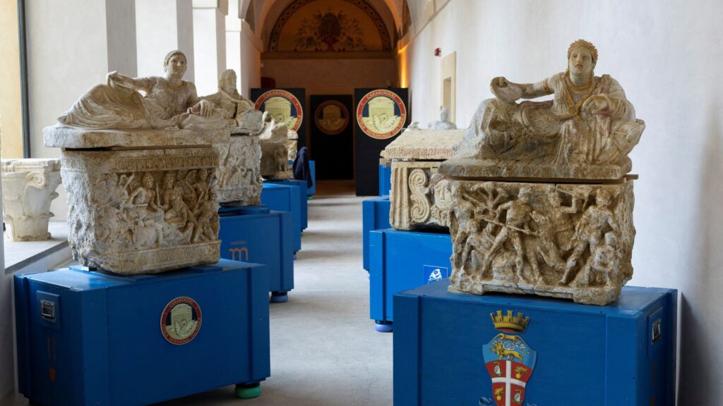 Italian police recover £6m treasure looted by amateur ‘tomb raiders’