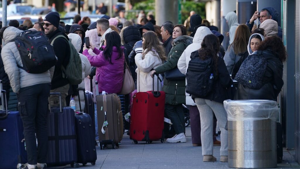 Gatwick: What are your rights if your flight is affected?