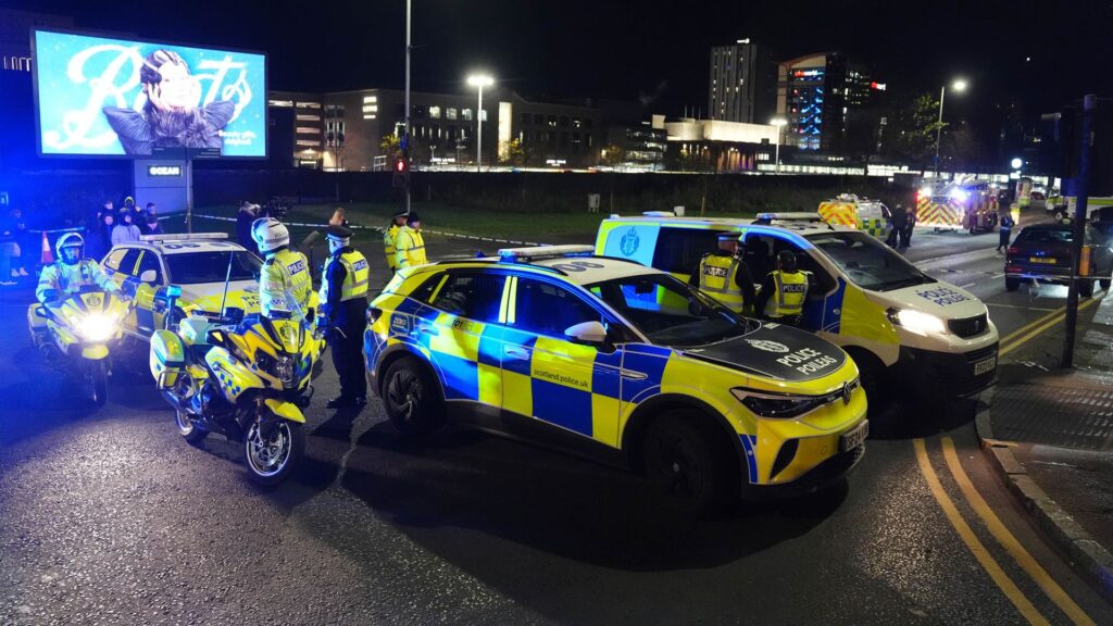 Trio arrested after bomb scare at bus station released without charge