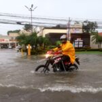 ‘Threat to life’ from tropical storm as widespread flooding hits Honduras