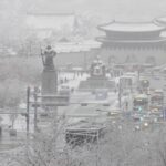 Five dead as South Korea battles record snowfall