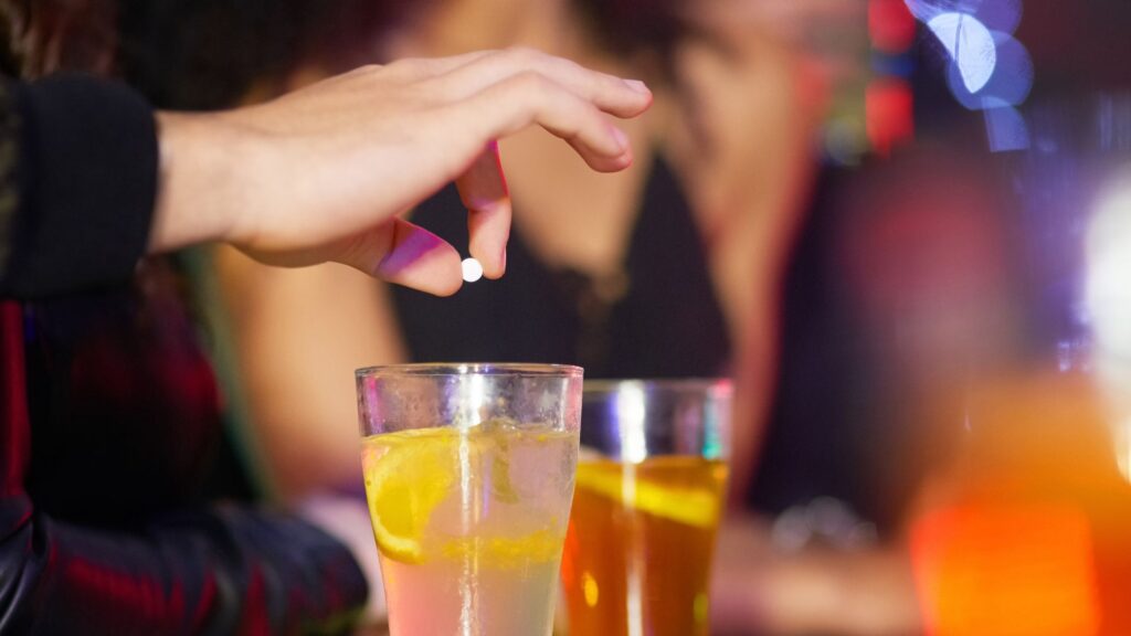 Bar staff to be trained to deal with incidents of drink spiking