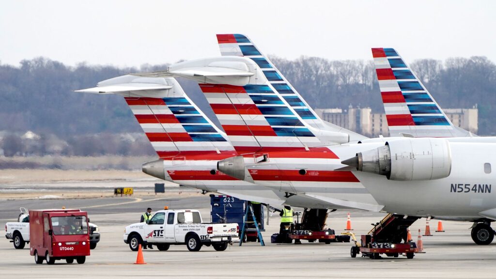 American Airlines forced to ground all US flights