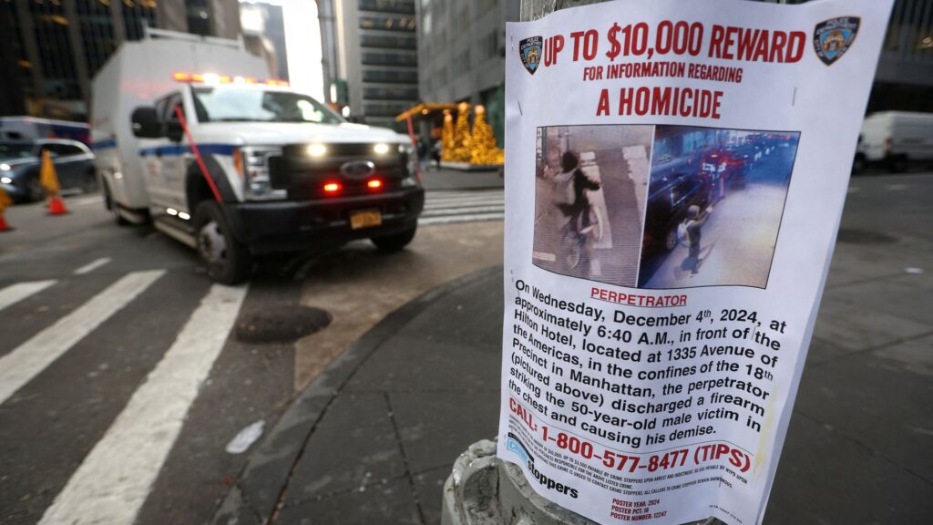 Divers helping in search for evidence in hunt for New York healthcare CEO killer