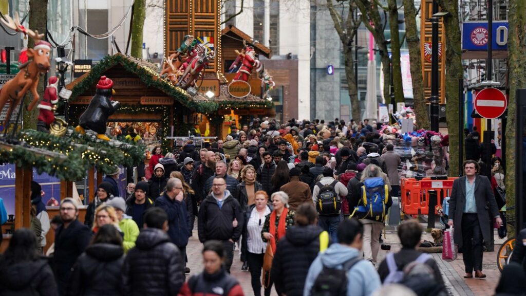 Public urged to report potential terrorists at Christmas markets and pantos