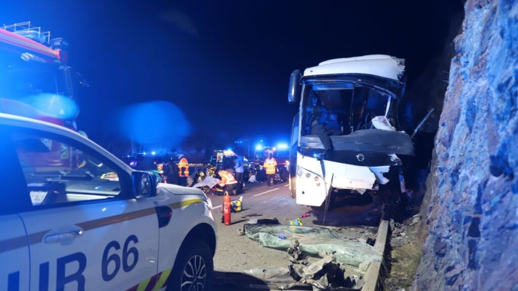 Two dead and more than 30 injured after coach crashes in Pyrenees