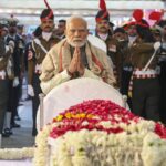 Modi among mourners as former Indian PM cremated after state funeral