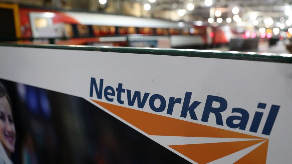 High voltage cable worth £100,000 stolen – sparking New Year rail disruption warning