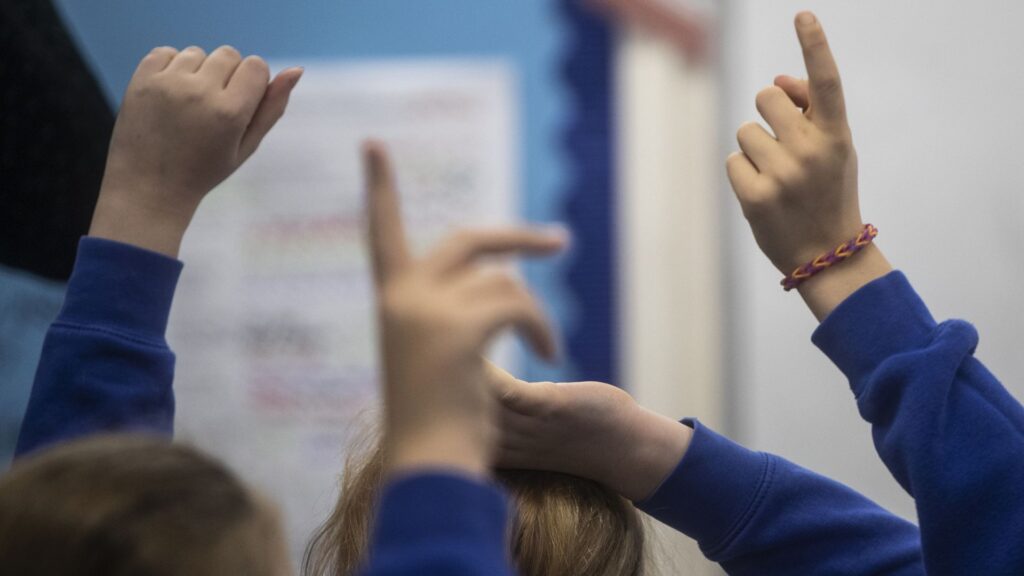 Labour urged to ‘focus’ on pupil absence as ‘300,000 missing from school last year’