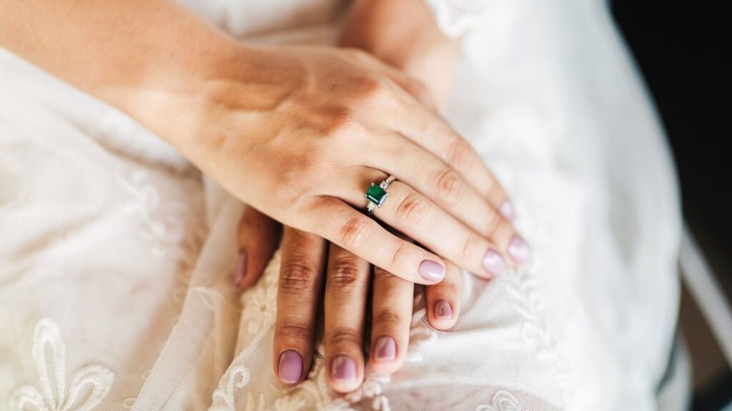 Why you should ignore ‘nonsense’ engagement ring rule