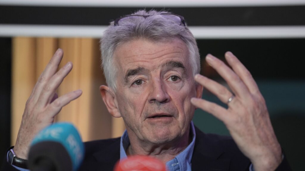 Ryanair chief threatens airline will bring more lawsuits against unruly customers