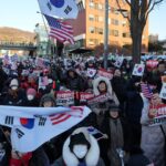 Investigators attempt to detain impeached South Korean president