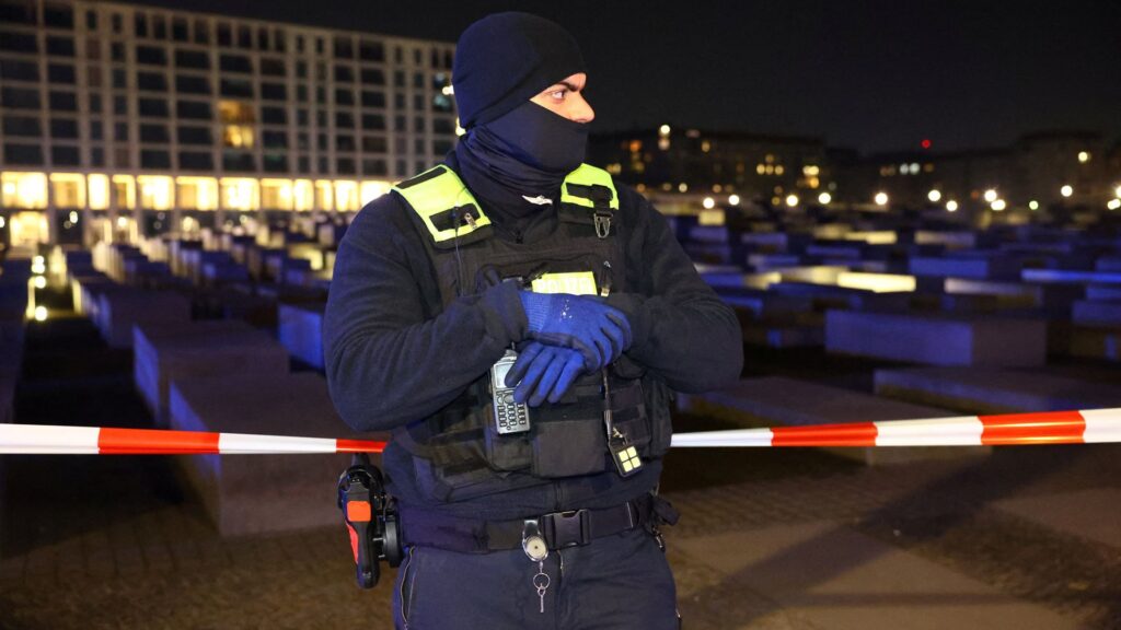 Man seriously injured after stabbing at Berlin Holocaust memorial