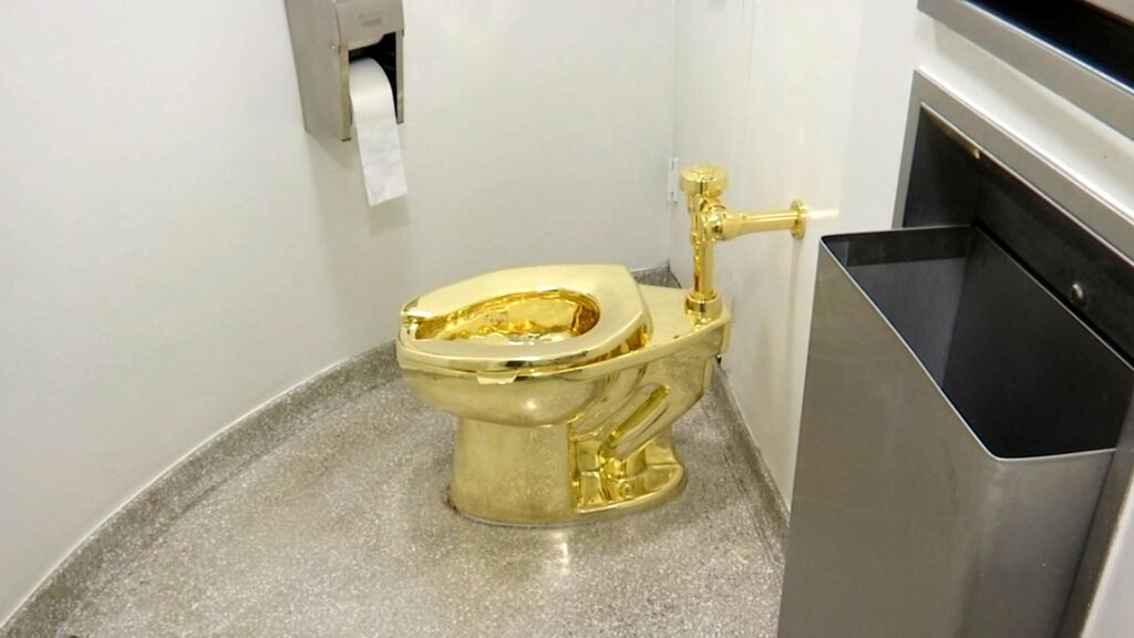 CCTV shows moment thieves roll £4.75m gold toilet out of palace