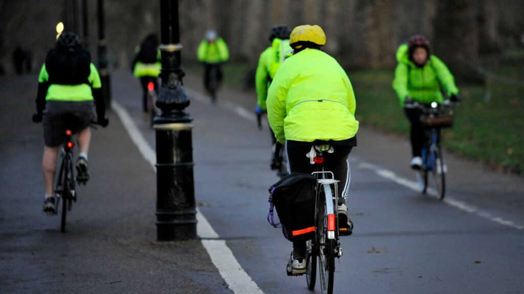 High visibility clothing may be ‘blind spot’ for modern car technology