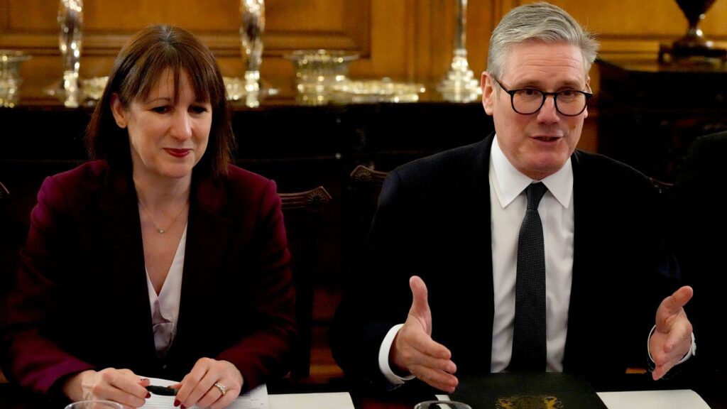 PM backs Rachel Reeves after she was ‘investigated over expenses’ at banking job