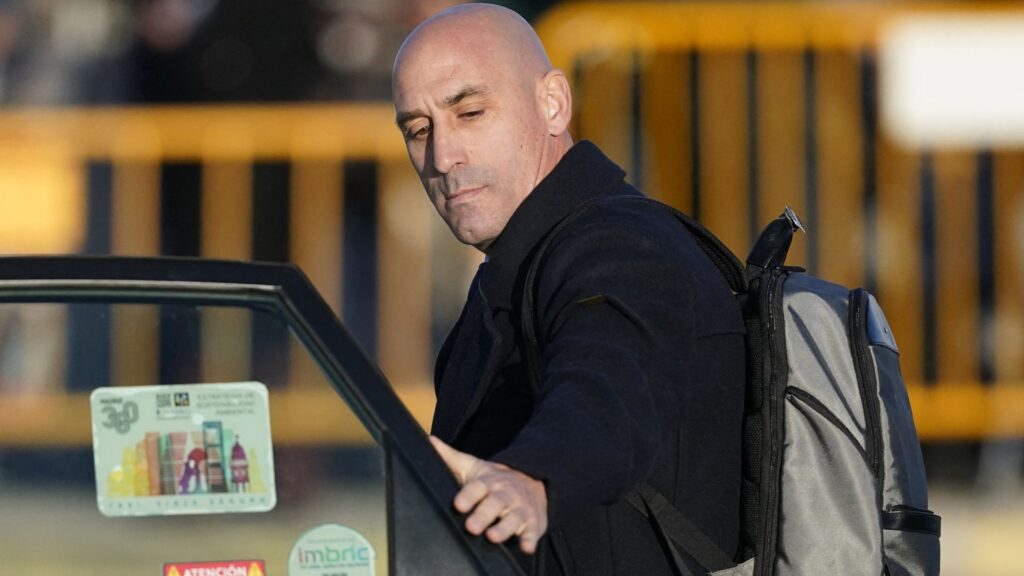 Former Spanish football chief Luis Rubiales goes on trial over Jenni Hermoso kiss