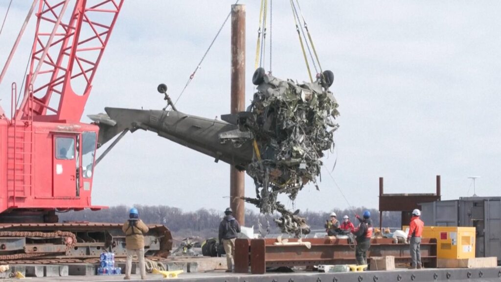 All major pieces of plane and helicopter in mid-air collision in Washington DC have been recovered