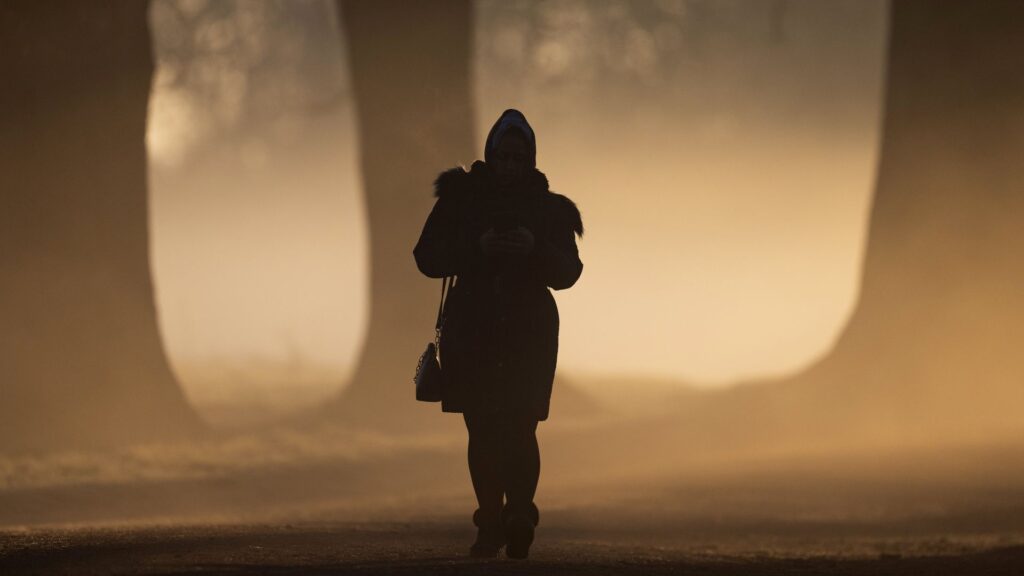 Chilly start to the week expected with temperatures as low as -6C tonight