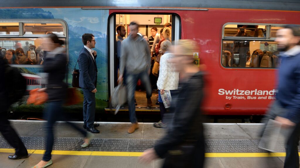 Rail fares rise by 4.6% – as reliability of services sinks to record low